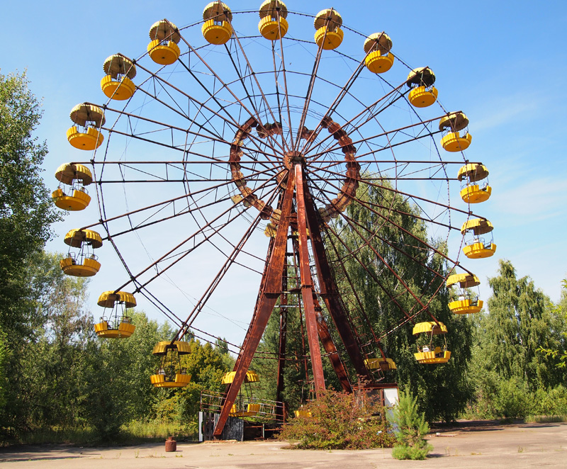 Ferris wheel in Pripyat.