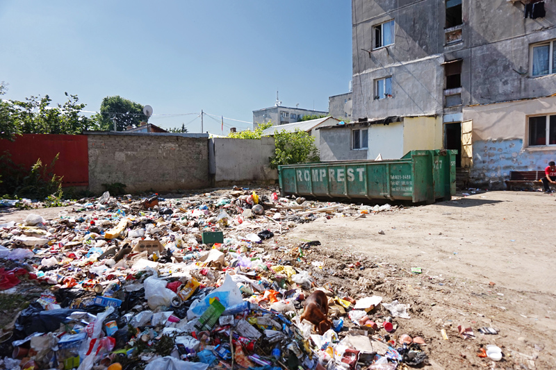 Trash in Ferentari, Bucharest.